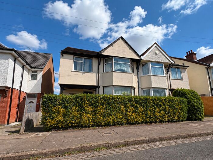 3 Bedroom Semi-Detached House For Sale In Bodnant Avenue, Leicester, LE5