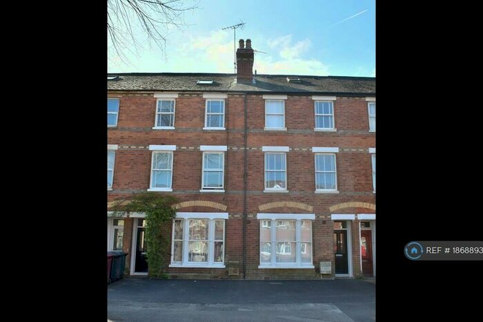 8 Bedroom Terraced House To Rent In Addington Road, Reading, RG1