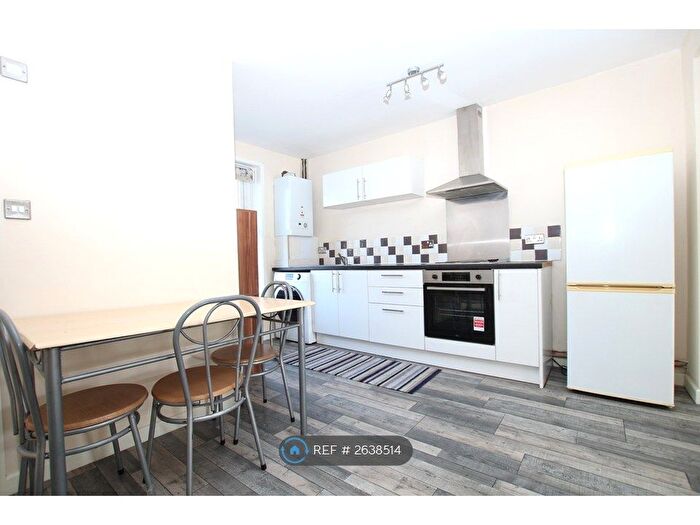 Studio To Rent In Charlton Street, Maidstone, ME16