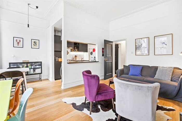 2 Bedroom Flat To Rent In Matheson Road, London, W14