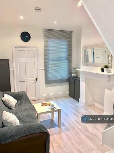 3 Bedroom Terraced House To Rent In Gleave Road, Birmingham, B29