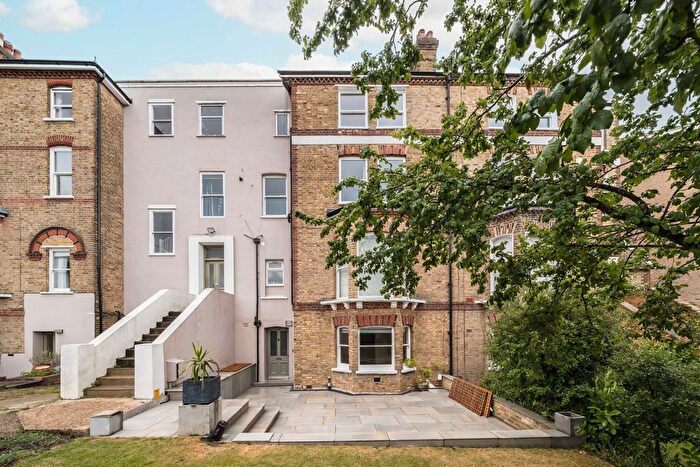 3 Bedroom Maisonette To Rent In Thornton Hill, Wimbledon, SW19