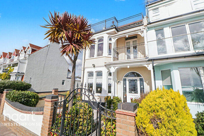 4 Bedroom Semi-Detached House For Sale In Eastern Esplanade, Southend-on-sea, SS1