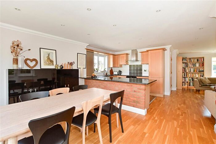 3 Bedroom Detached House For Sale In Boxgate, Crowborough, East Sussex, TN6