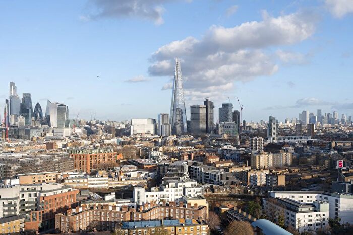 2 Bedroom Flat For Sale In Conquest Tower, Blackfriars Road, SE1