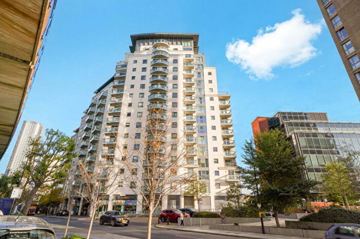 1 Bedroom Flat For Sale In City Tower, Limeharbour, London, E14