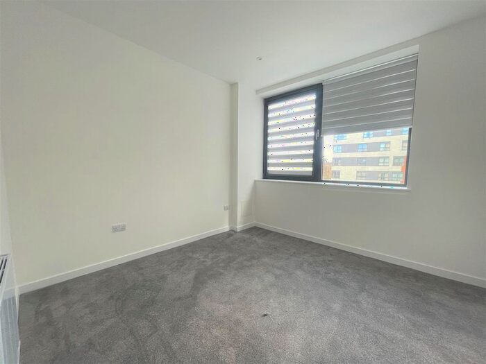 2 Bedroom Flat To Rent In Bunnian Place, Basingstoke, RG21