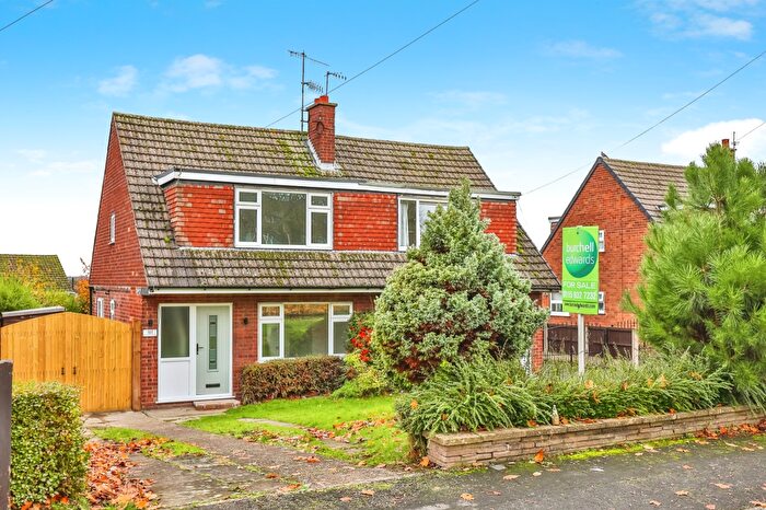 3 Bedroom Semi-Detached House To Rent In Ladywood Road, Ilkeston, DE7
