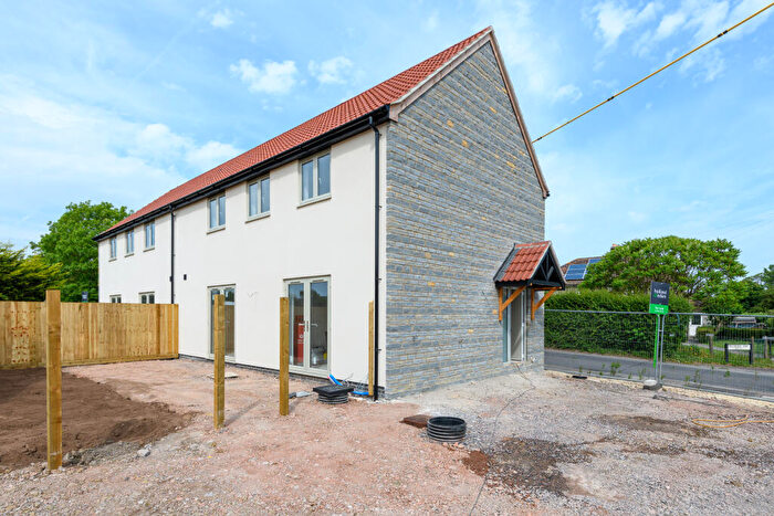 3 Bedroom Semi-Detached House For Sale In Mulberry Lane, Lovington, BA7