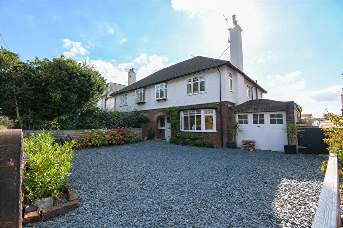 3 Bedroom Semi-Detached House For Sale In Telegraph Road, Heswall, Wirral, CH60