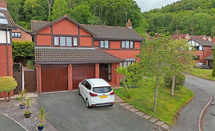 5 Bedroom Property For Sale In Bryn Castell, Abergele, Conwy, LL22