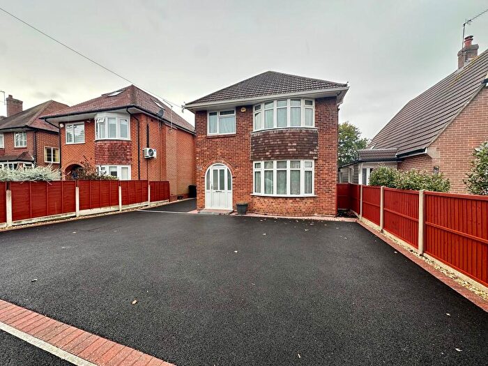 3 Bedroom Detached House To Rent In Balmoral Avenue, Bournemouth, BH8