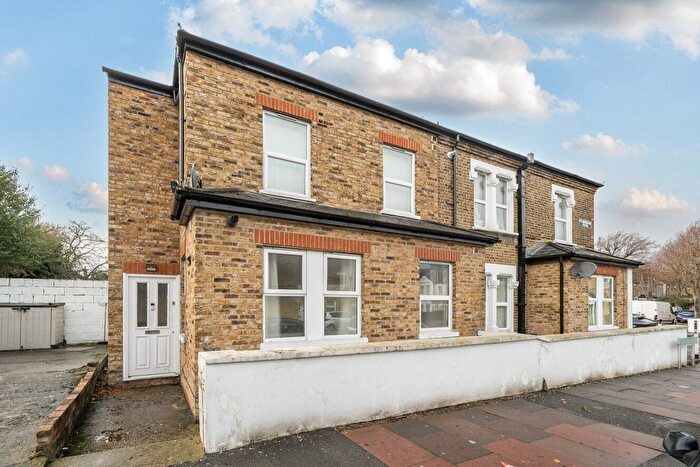 1 Bedroom Flat To Rent In Marlow Road, Penge, London, SE20