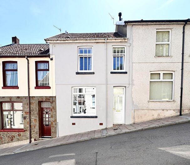 3 Bedroom Terraced House For Sale In Wordsworth Street, Cwmaman, Aberdare, CF44