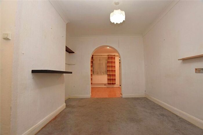 3 Bedroom Terraced House For Sale In Bishops Avenue, Chadwell Heath, Romford, Essex, RM6