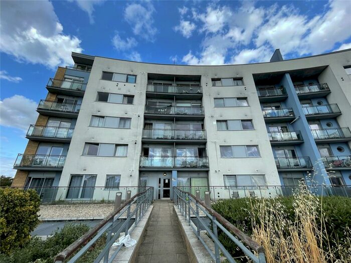 2 Bedroom Penthouse To Rent In Tideslea Path, London, SE28