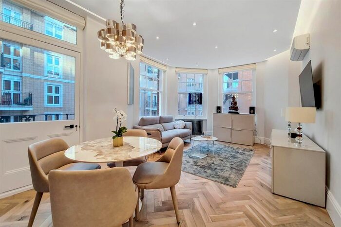 2 Bedroom Flat To Rent In Westminster Palace Gardens, Artillery Row, London, SW1P