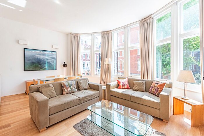 2 Bedroom Flat To Rent In Embankment Gardens, Chelsea, SW3