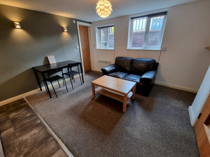2 Bedroom Flat To Rent In Heald Place, Rusholme, Manchester, M14