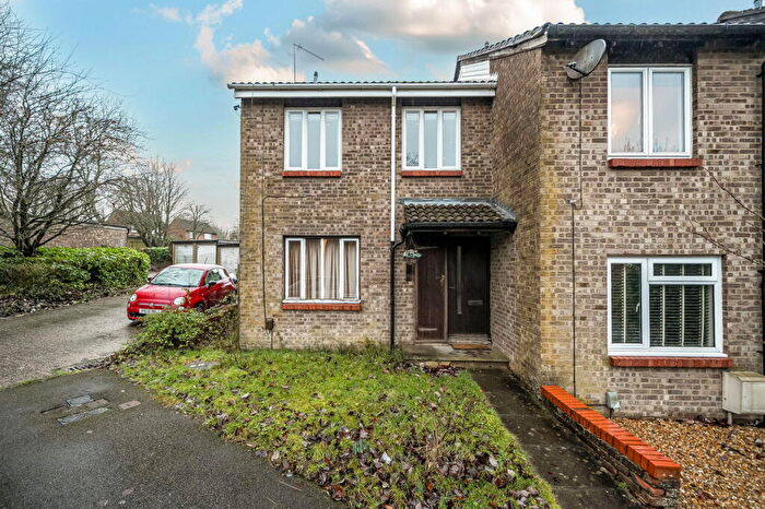 1 Bedroom Maisonette For Sale In Hogarth Close, Basingstoke, RG21