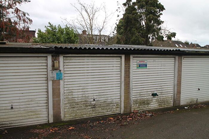 Parking To Rent In Highgate Edge, Great North Road, London, N2