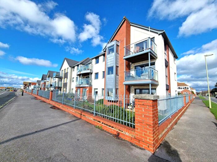 2 Bedroom Apartment For Sale In Anchorage Court, Lee-on-the-Solent, PO13