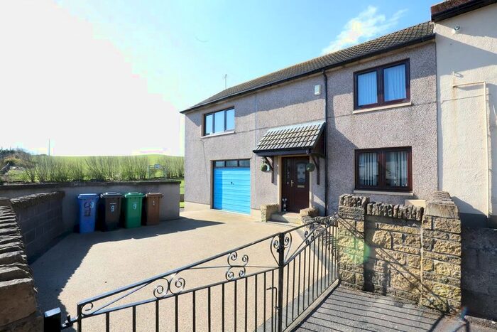 4 Bedroom End Of Terrace House For Sale In Seamark Place, Ballingry, Lochgelly, KY5