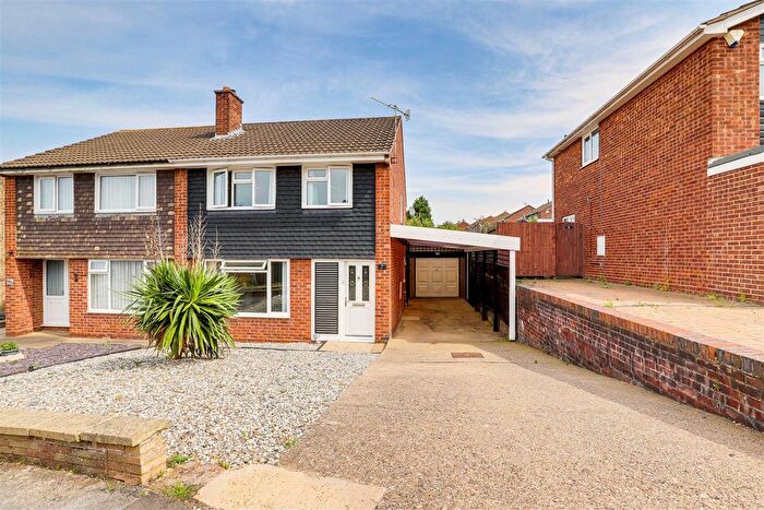 3 Bedroom Semi-Detached House To Rent In Osgood Road, Arnold, Nottingham, NG5