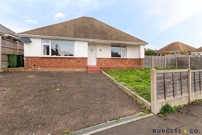 2 Bedroom Detached Bungalow For Sale In Claxton Road, Bexhill On Sea, TN40