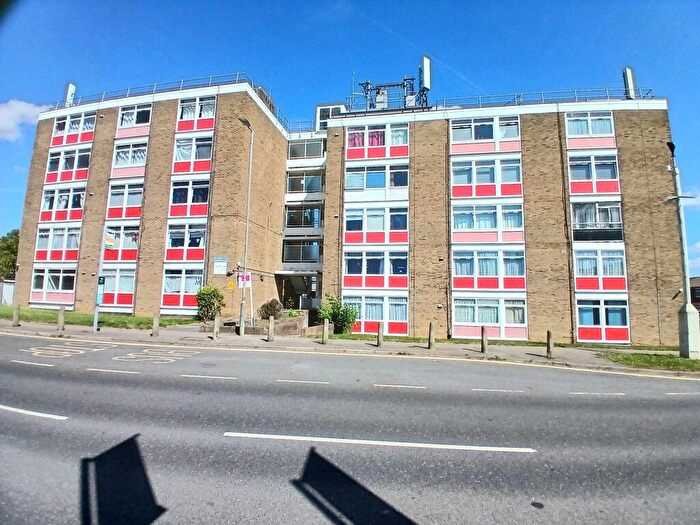 1 Bedroom Flat To Rent In Shephall Way, Stevenage, SG2