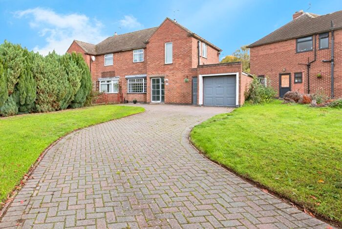 3 Bedroom Semi Detached House For Sale In Charnwood Road, Barwell, Leicester, Leicestershire, LE9