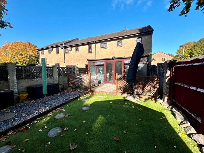 3 Bedroom End Of Terrace House For Sale In Swift Down, Salisbury, SP2