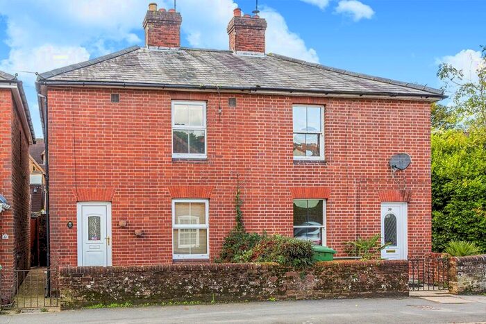 3 Bedroom Semi-Detached House To Rent In London Road, Horndean, Waterlooville, Hampshire, PO8