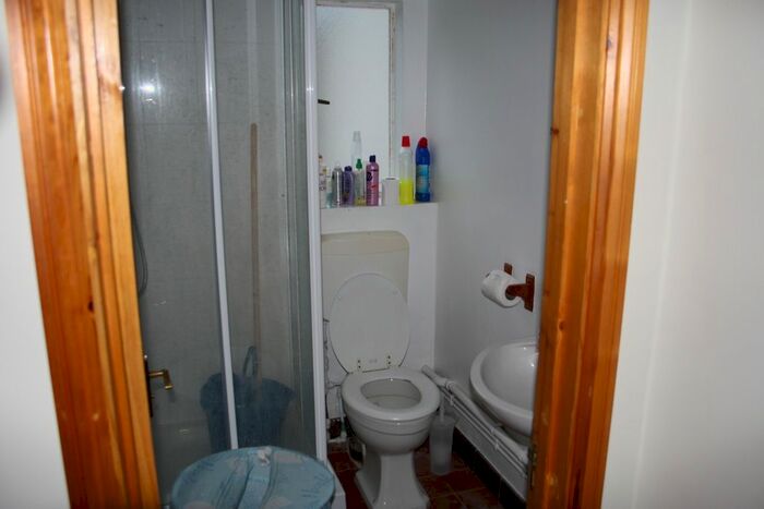 Studio To Rent In Tankerville Rd, Streatham SW16