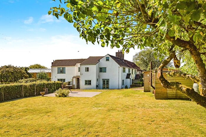 4 Bedroom Semi-Detached House For Sale In High Street, Chapmanslade, Westbury, BA13