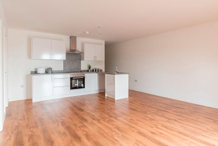 2 Bedroom Flat To Rent In Top Moor Side, Leeds, LS11