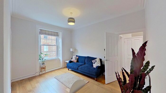 2 Bedroom Flat To Rent In Milton Street, Edinburgh, EH8