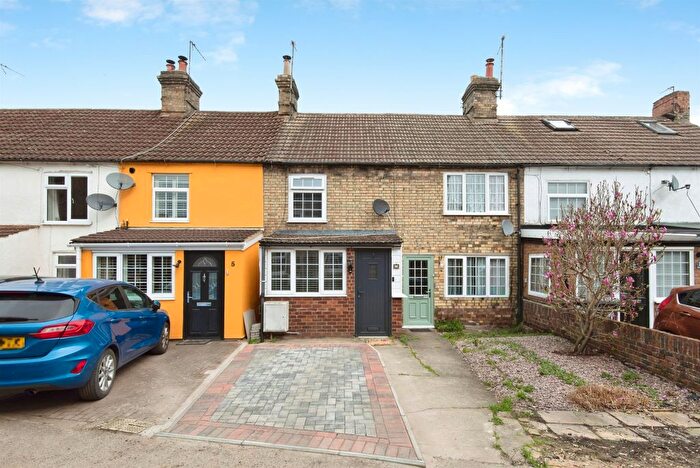 2 Bedroom Terraced House For Sale In Albert Road, Arlesey, SG15