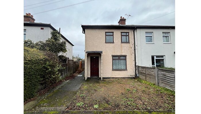 3 Bedroom Property For Sale In High Street, Old Woking, Woking, Surrey, GU22