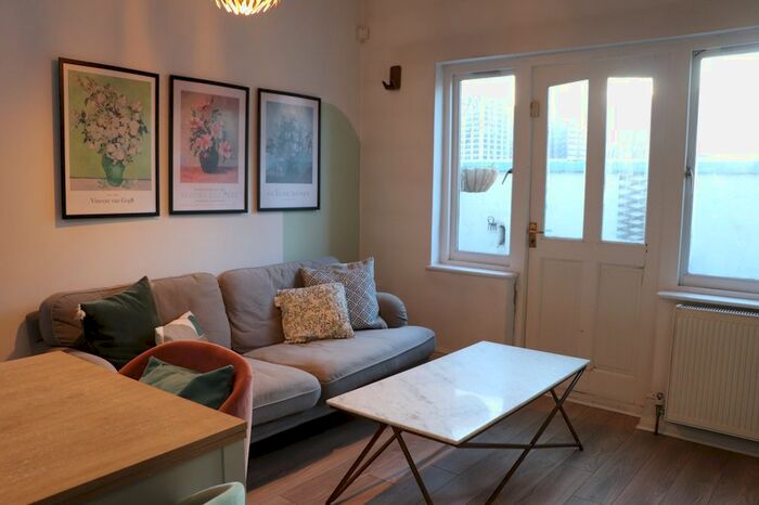 2 Bedroom Flat To Rent In Barking Road, London, E16