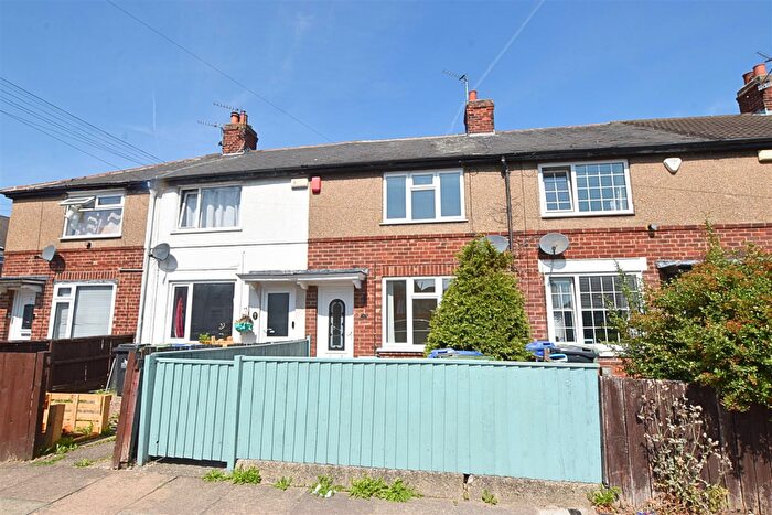2 Bedroom Terraced House For Sale In Sidney Road, Grimsby, DN34