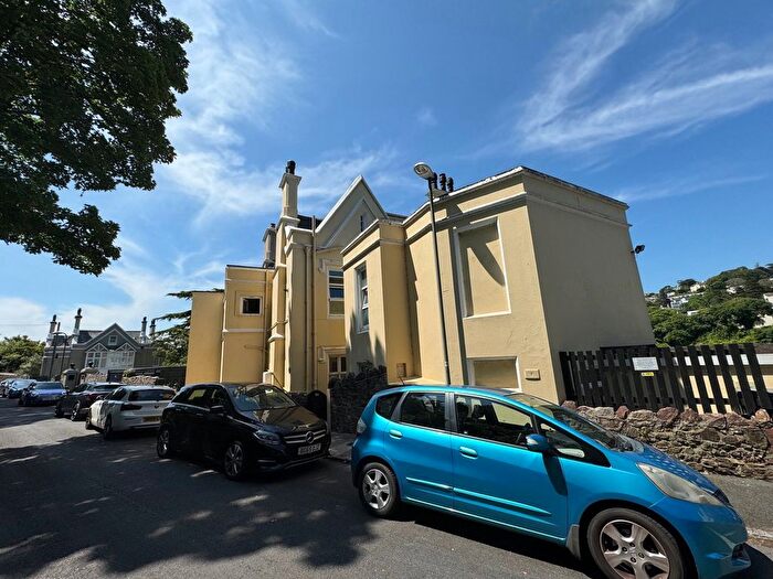 3 Bedroom Flat For Sale In Lower Woodfield Road, Wellswood, Torquay, Devon, TQ1