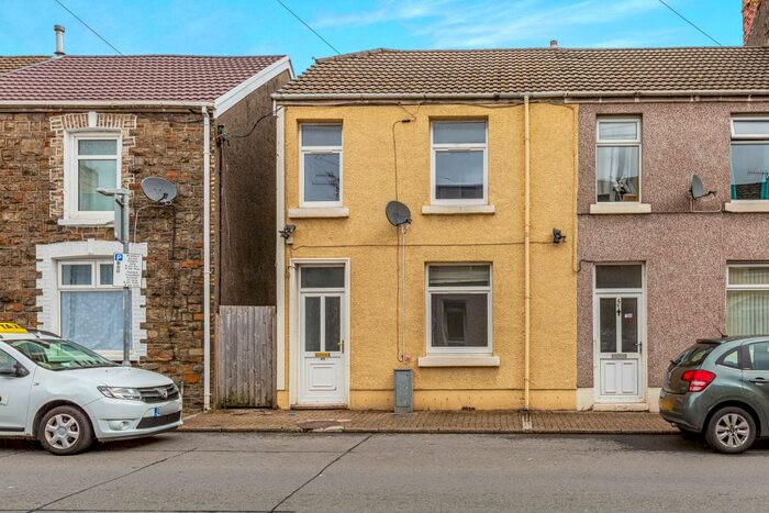 3 Bedroom House To Rent In Castle Street, Maesteg, CF34