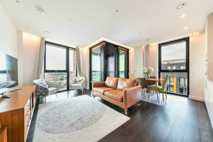 2 Bedroom Apartment To Rent In Madeira Tower, Ponton Road, London, SW11