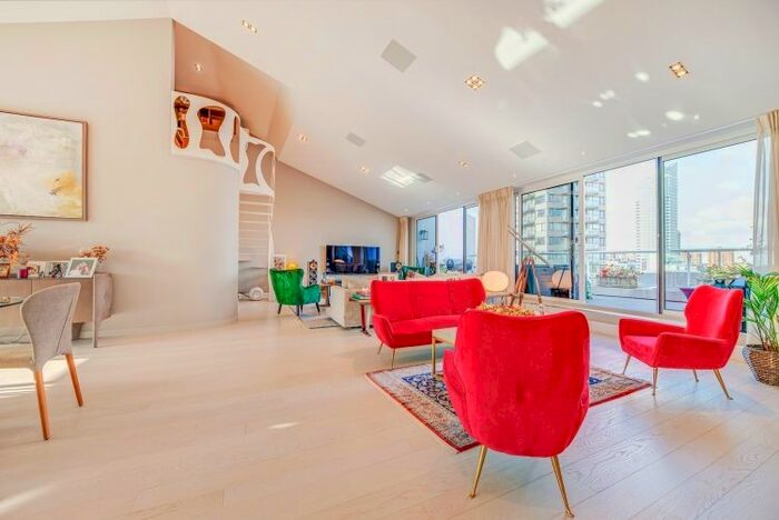 3 Bedroom Flat To Rent In Chelsea Crescent, Chelsea Harbour, London, SW10