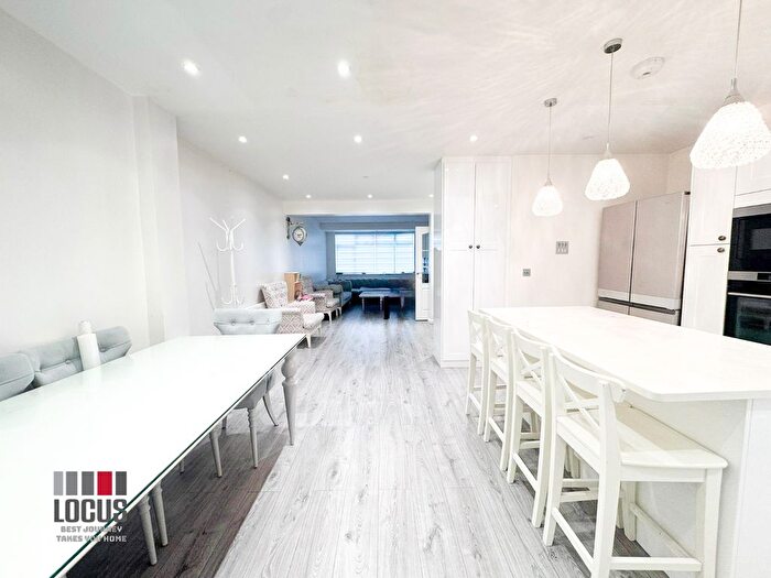 3 Bedroom Terraced House To Rent In Elmore Road, Enfield, EN3