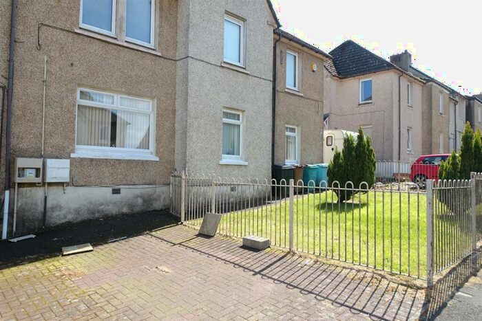 3 Bedroom Flat For Sale In Baird Terrace, Harthill, Shotts, ML7
