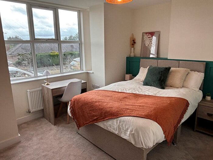 House To Rent In Benjamin Road, LL13