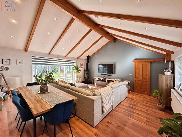 3 Bedroom Semi-Detached House For Sale In Pant Yr Hebog, Broadlands, Bridgend ., CF31