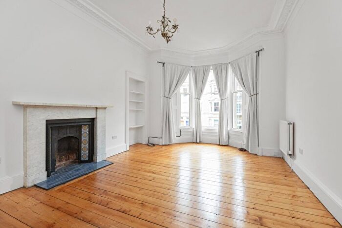 3 Bedroom Flat To Rent In Spottiswoode Street, Marchmont, Edinburgh, EH9